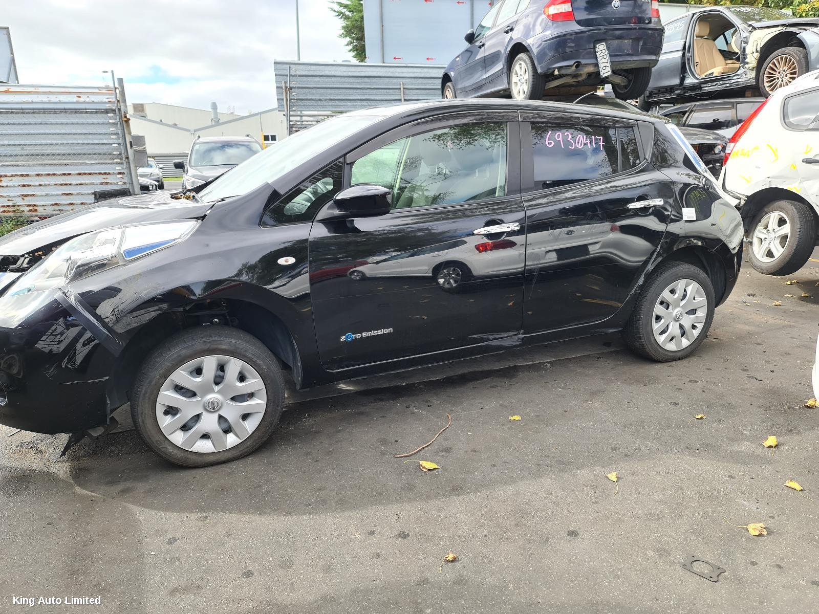 Nissan LEAF 2017 Pwr Dr Wind Switch thumbnail 3