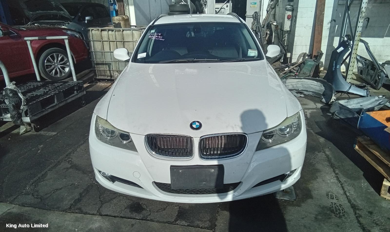 BMW 3 SERIES 2010 Grille thumbnail 1