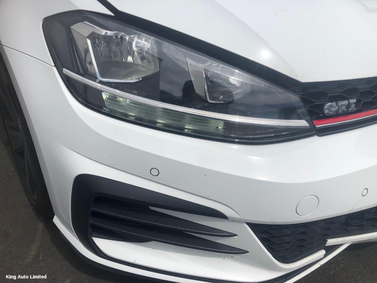 Volkswagen GOLF 2018 Left Front 1/4 Door Glass thumbnail 2