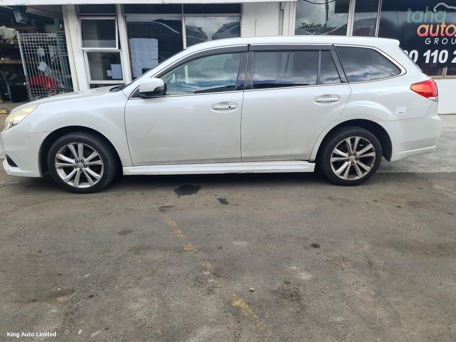 Subaru LIBERTY 2012 Right Headlamp thumbnail 3