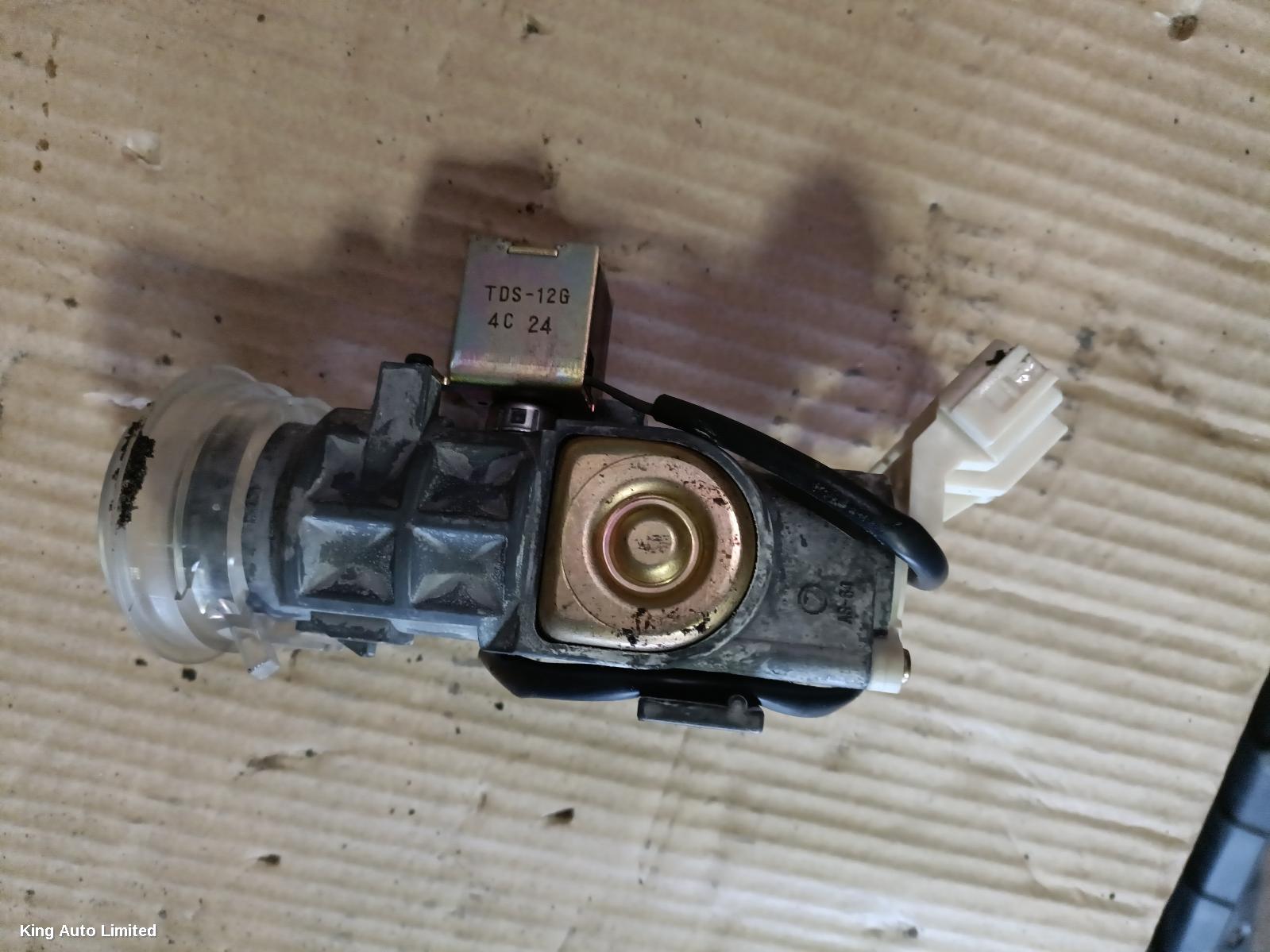 Subaru LIBERTY 2004 Ignition W/ Key thumbnail 3