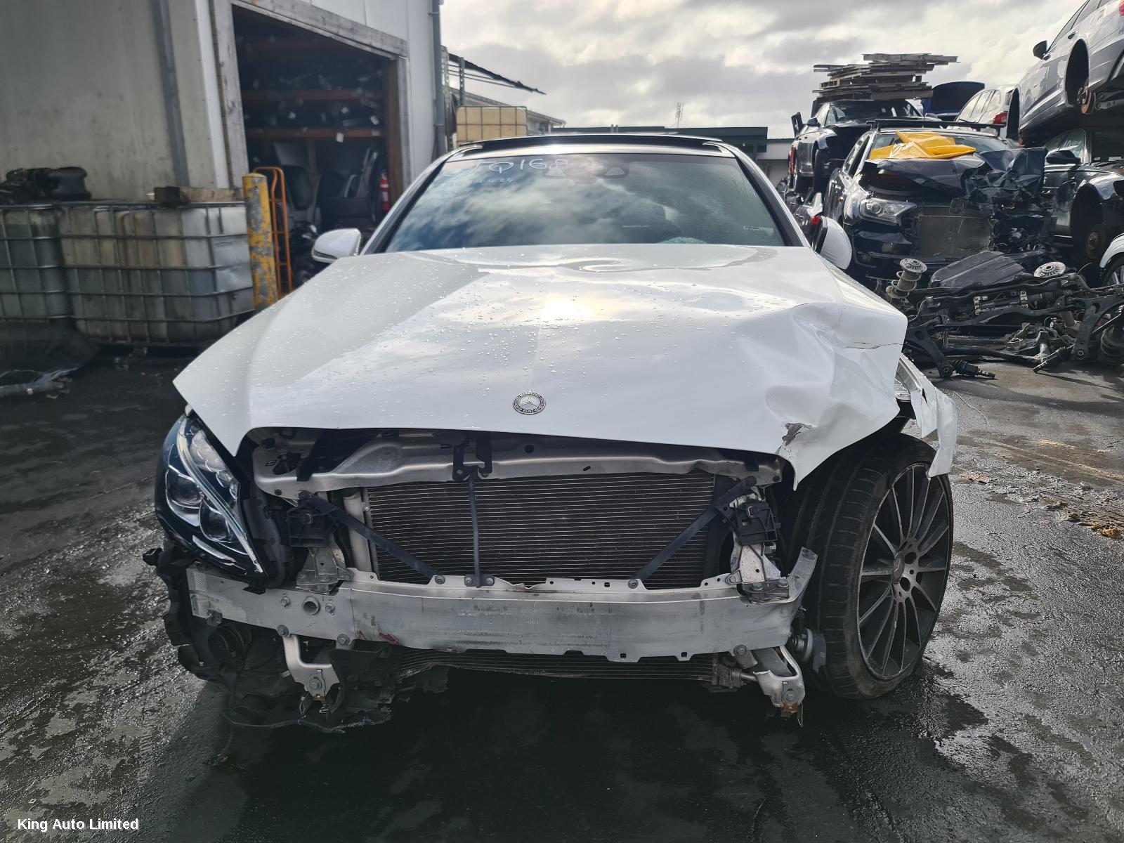 Mercedes-Benz C CLASS 2015 Right Taillight thumbnail 1
