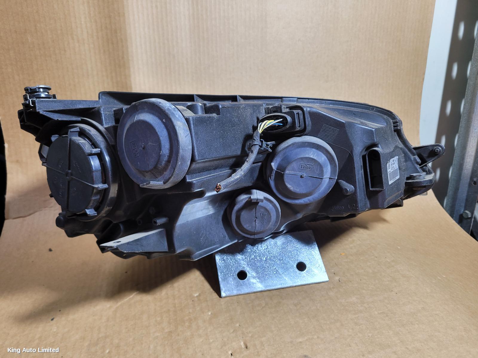 Volkswagen GOLF 2013 Left Headlamp thumbnail 3