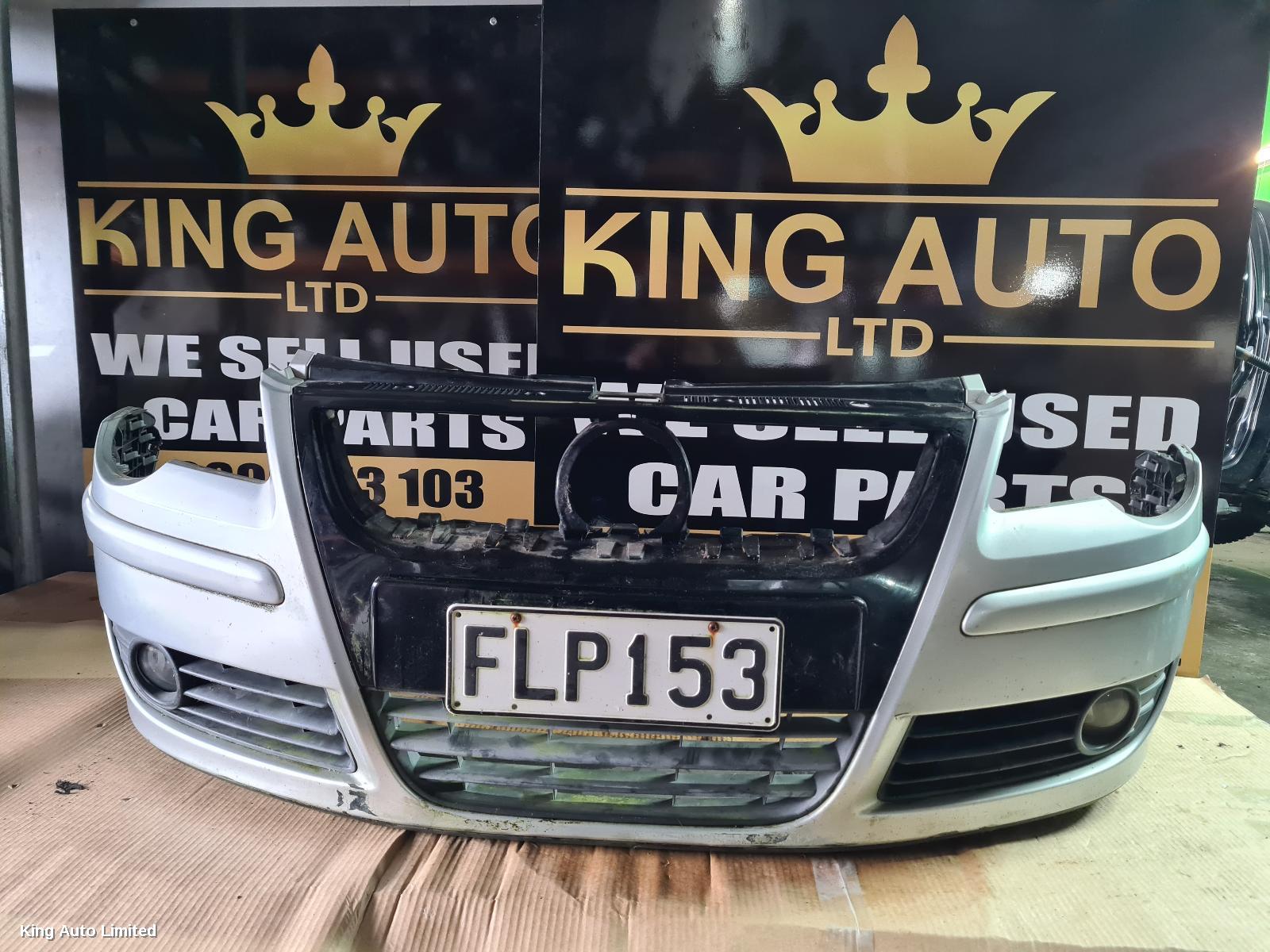 Volkswagen POLO 2005 Front Bumper thumbnail 1