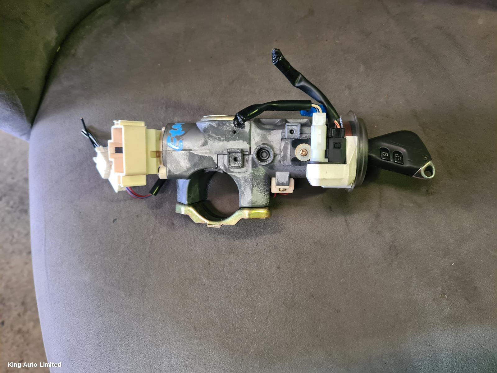 Subaru LIBERTY 2004 Ignition W/ Key thumbnail 2