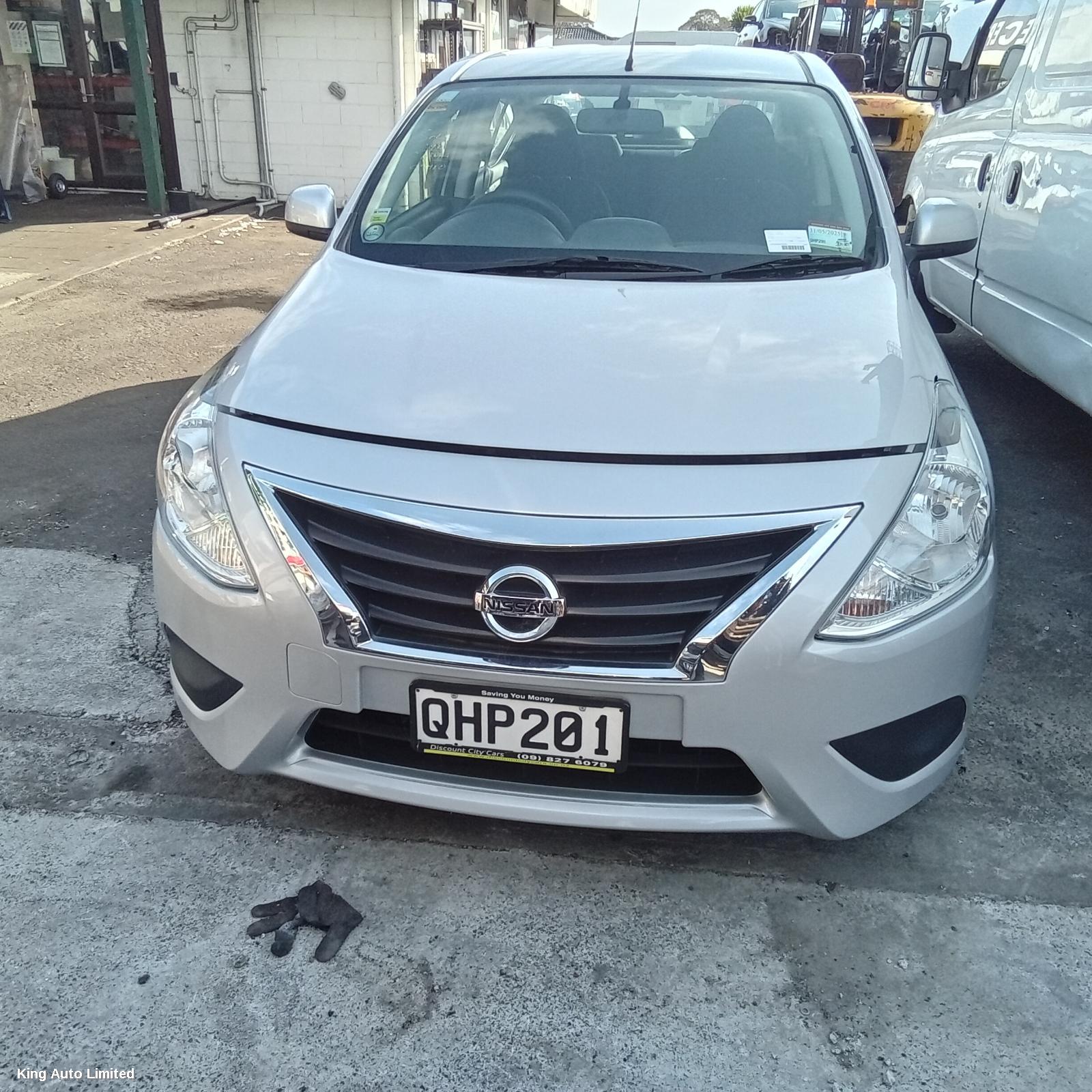Nissan PULSAR 2015 Right Headlamp thumbnail 1