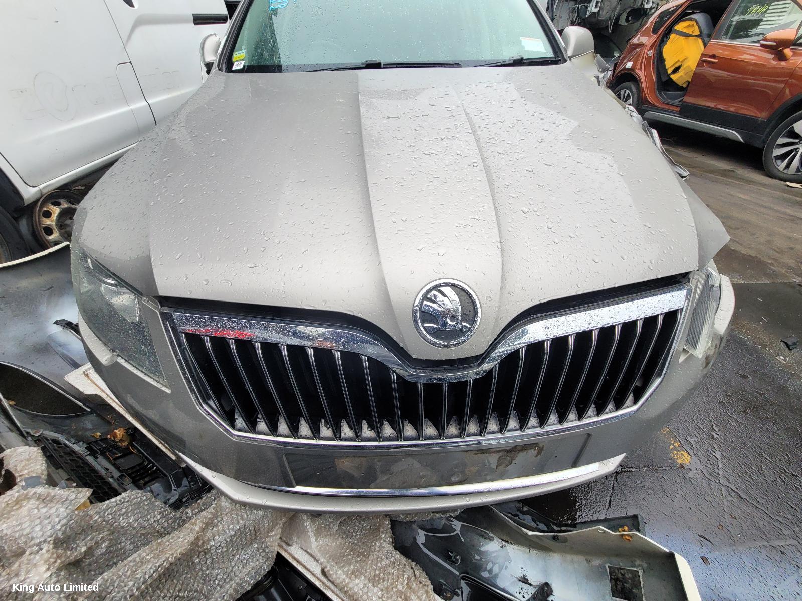 Skoda SUPERB 2015 Heater Fan Motor thumbnail 2