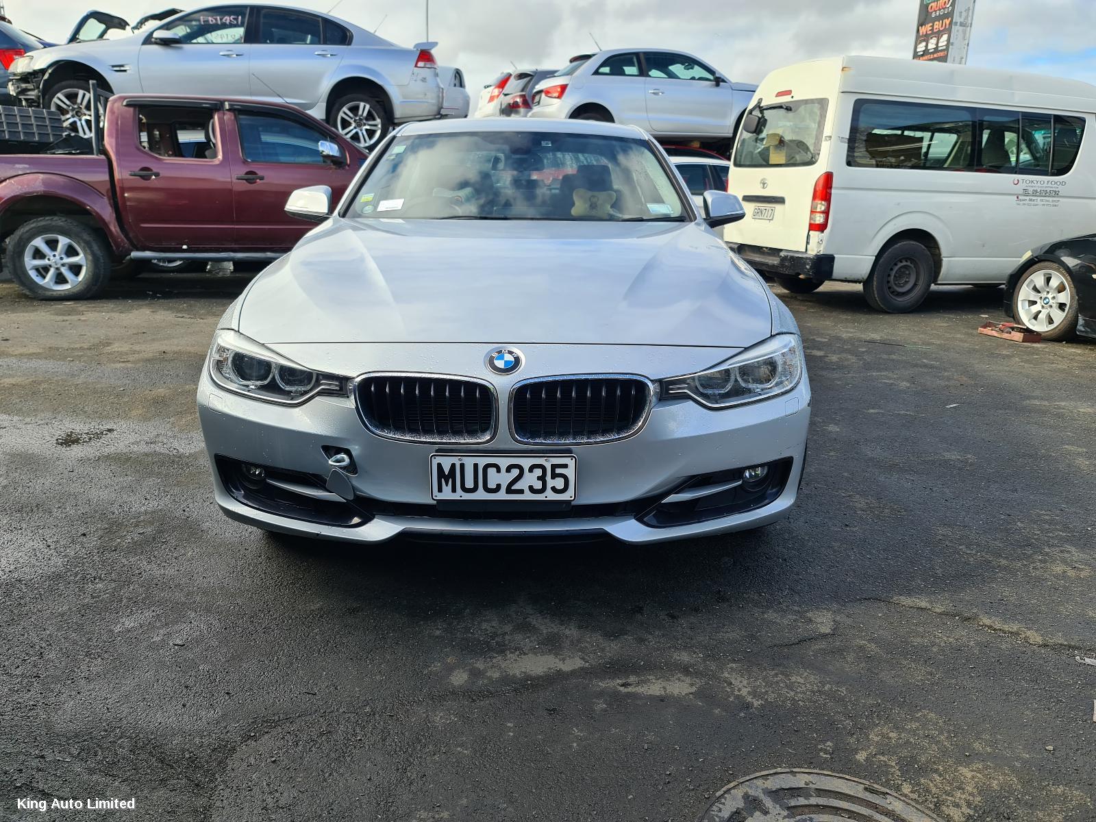 BMW 3 SERIES 2012 Grille thumbnail 1