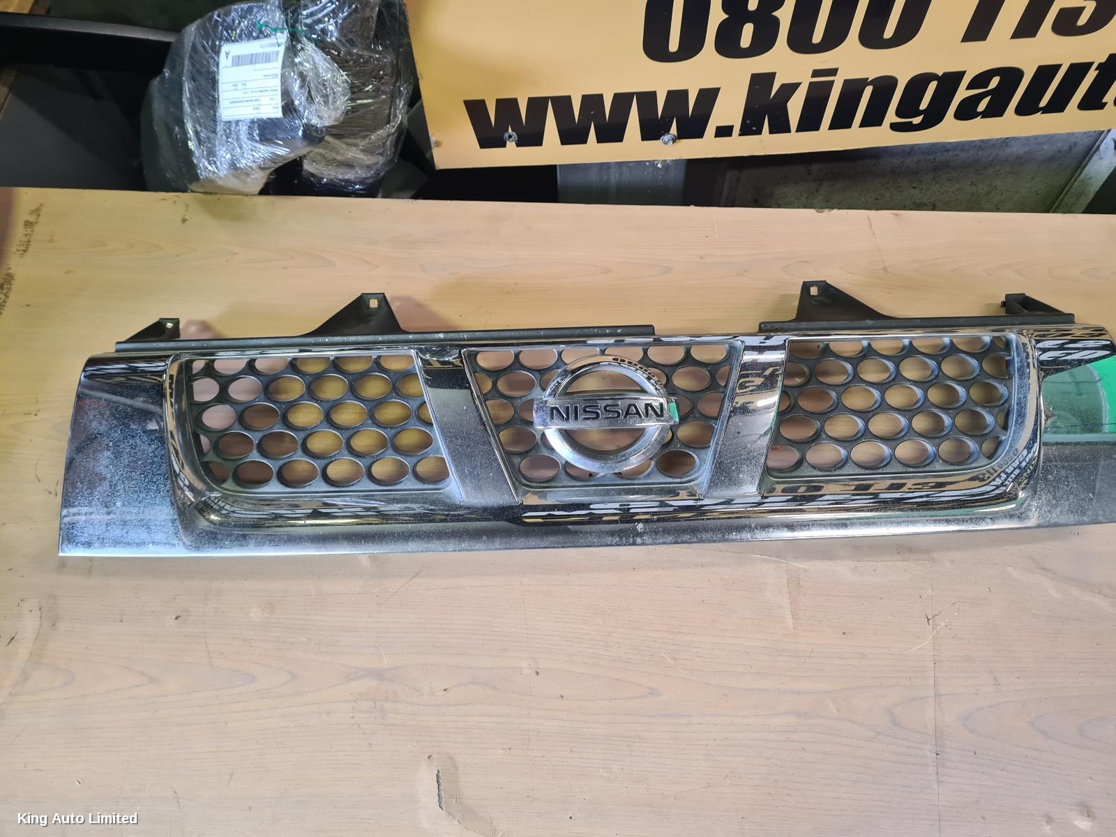 Nissan NAVARA 2004 Grille thumbnail 1