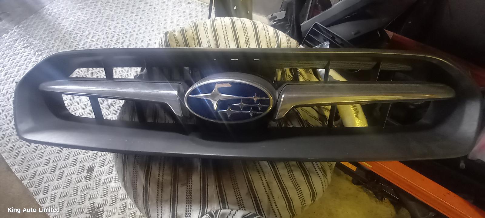 Azraa - SUBARU LIBERTY 2006 Grille