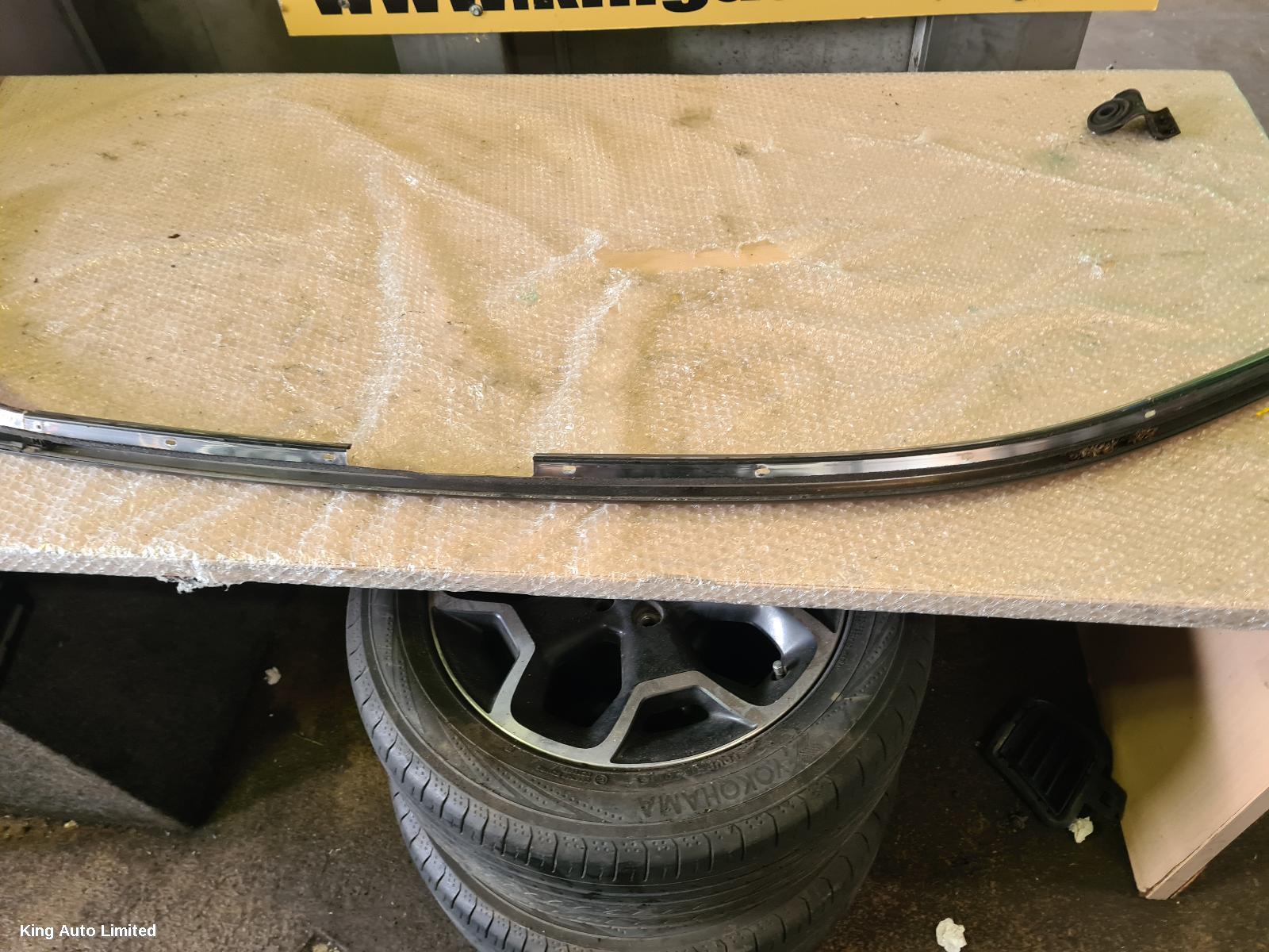 Subaru IMPREZA 2000 Weather Shield thumbnail 1