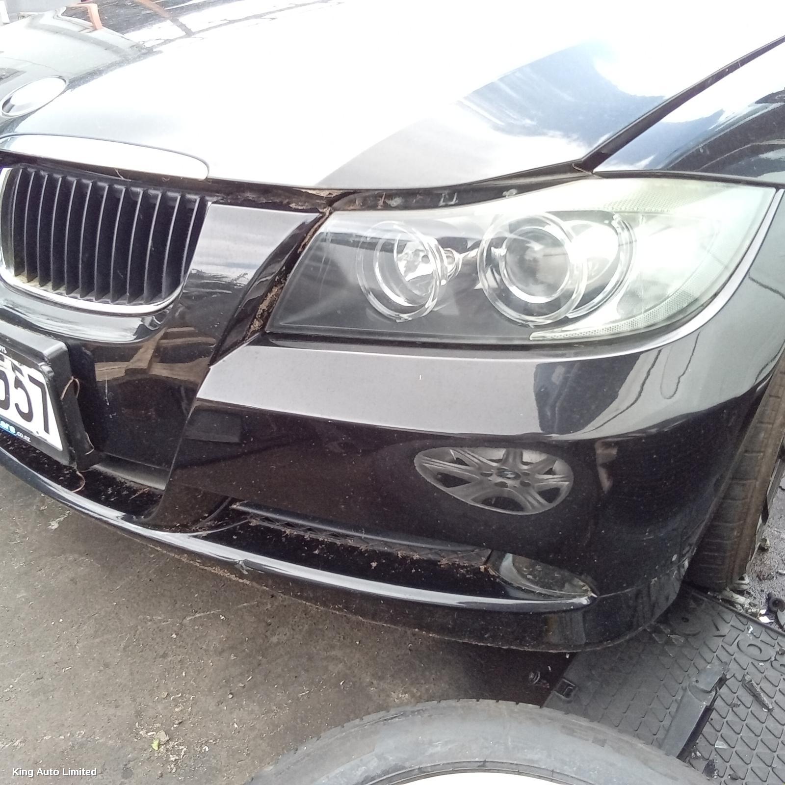 BMW 3 SERIES 2008 Right Taillight thumbnail 3