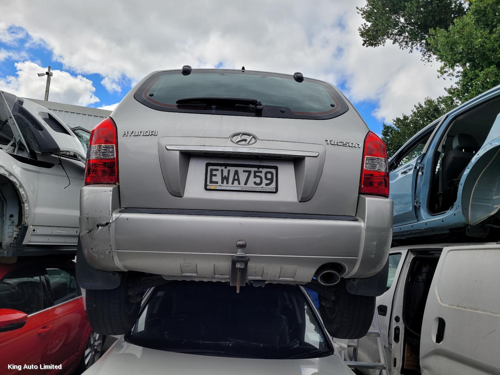 Hyundai TUCSON 2009 Starter thumbnail 1