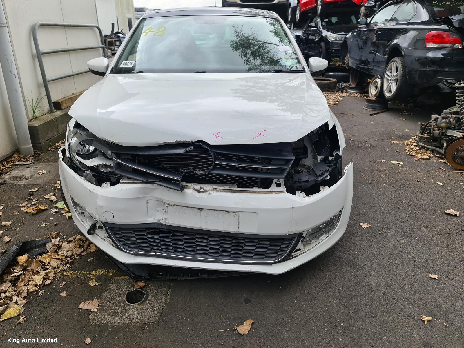 Volkswagen POLO 2011 Left Door Mirror thumbnail 1