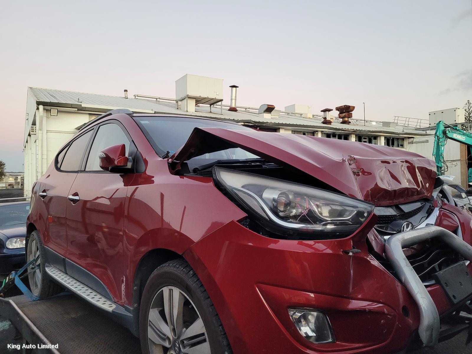 Hyundai IX35 2014 Right Taillight thumbnail 1