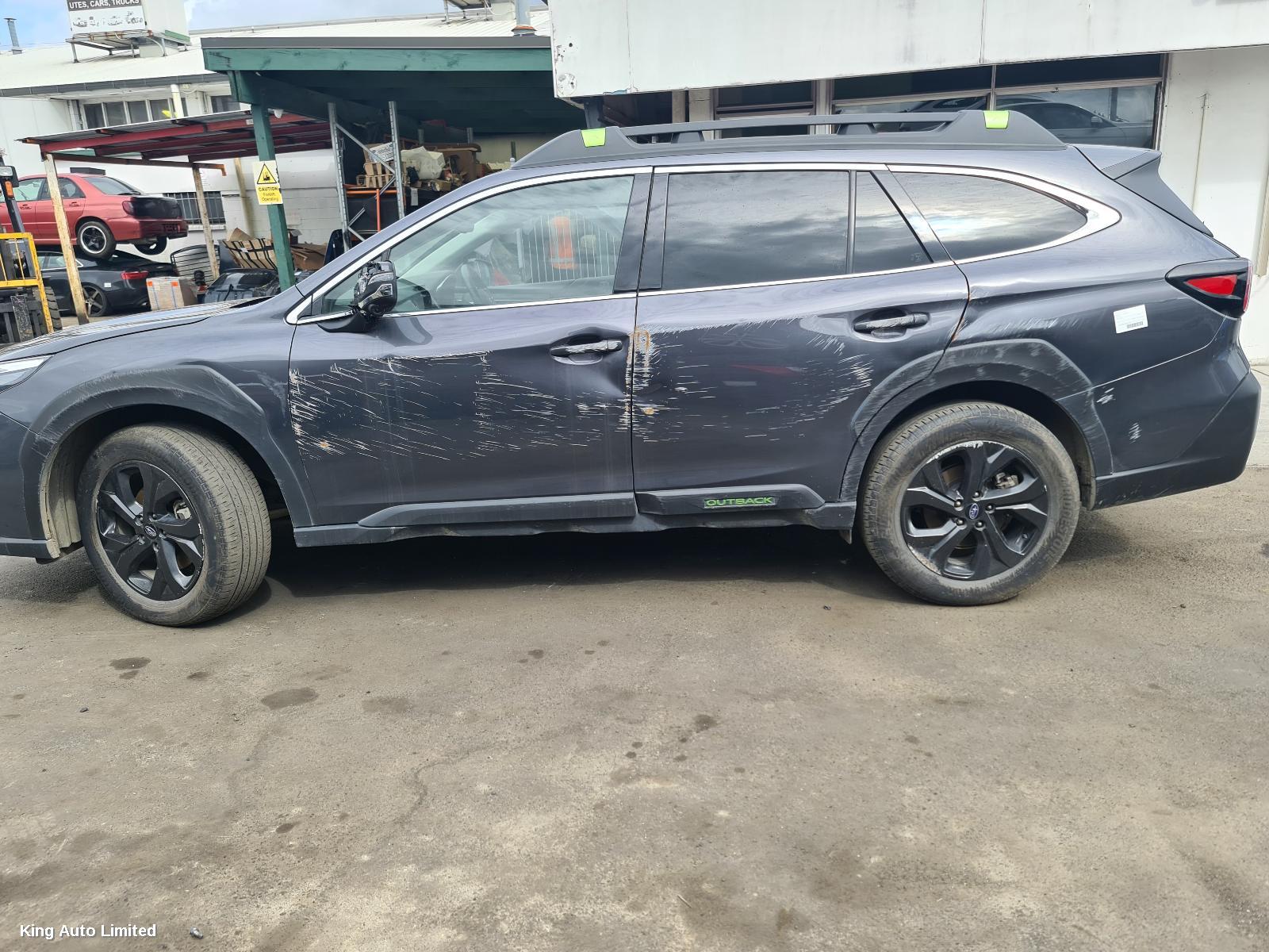 Subaru OUTBACK 2021 Right Rear 1/4 Door Glass thumbnail 3