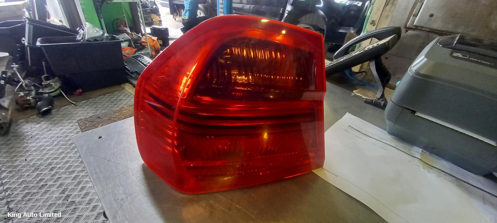 BMW 3 SERIES 2008 Left Taillight thumbnail 1