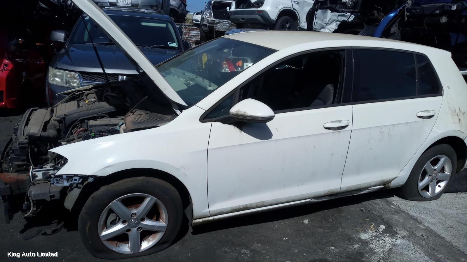 Volkswagen GOLF 2014 Left Door Mirror thumbnail 3
