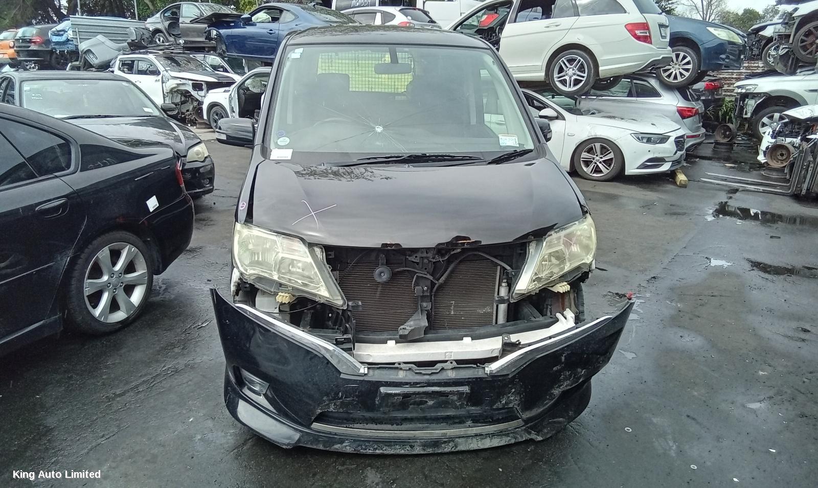 Azraa - Nissan SERENA 2013 Radiator Support