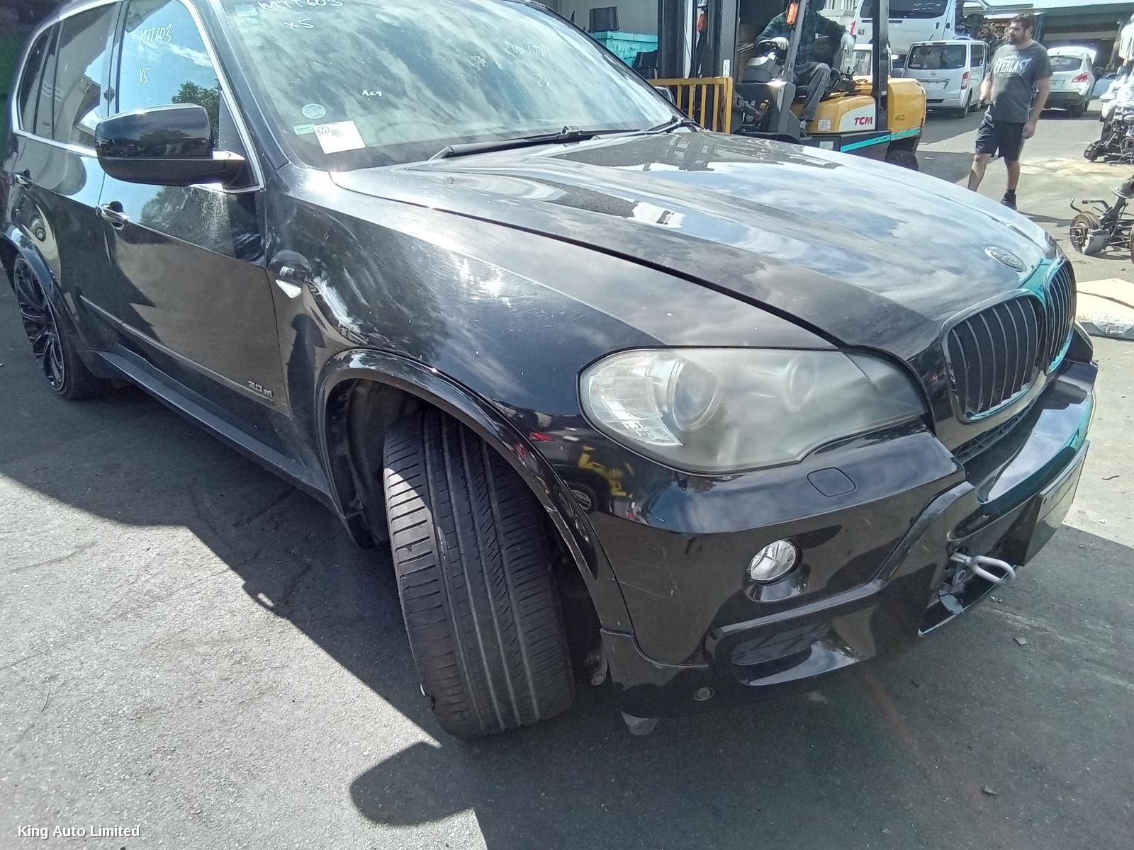 BMW X5 2008 Right Headlamp thumbnail 3