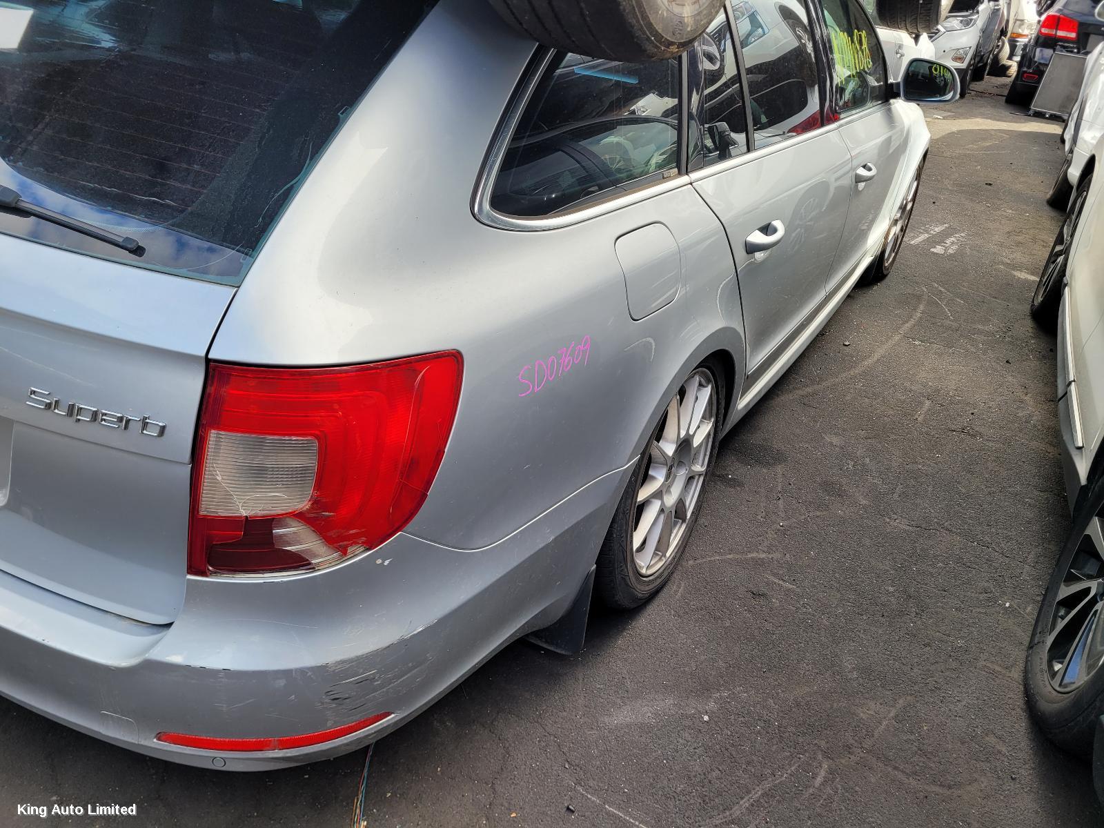Skoda SUPERB 2012 Left Driveshaft thumbnail 3
