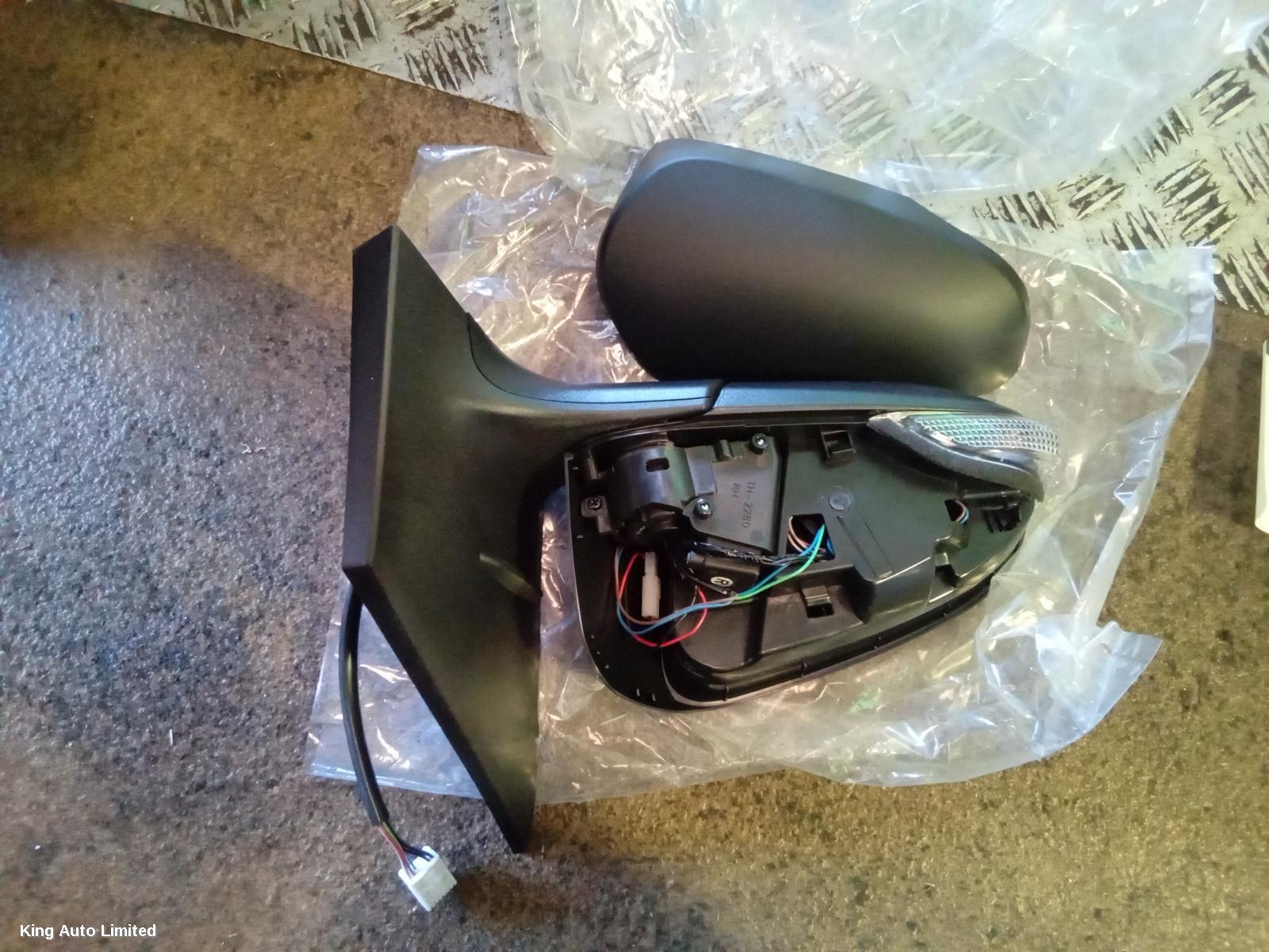 Toyota COROLLA 2014 Right Door Mirror thumbnail 2