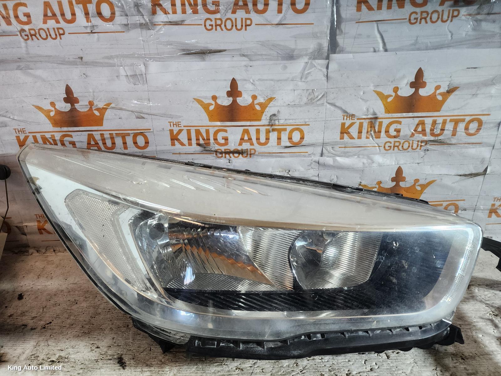 LDV G10 2020 Right Headlamp thumbnail 1