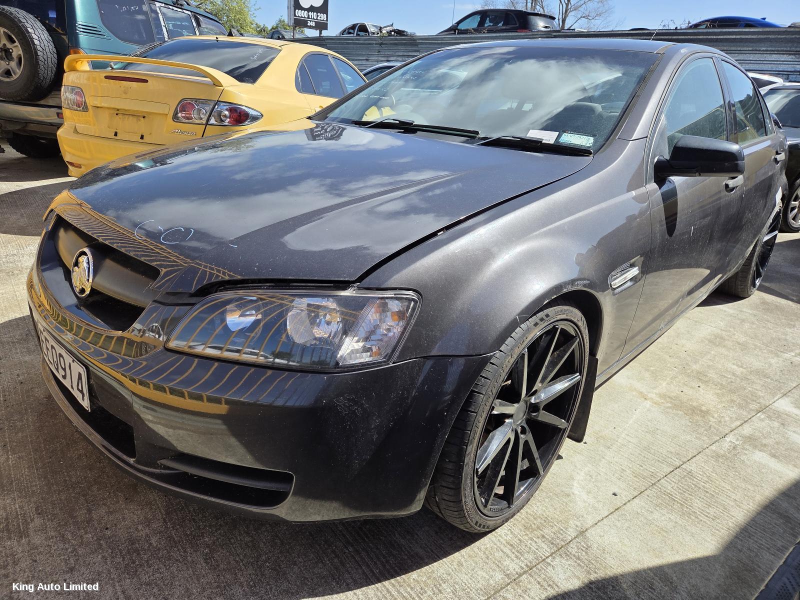 Azraa - HOLDEN COMMODORE 2007 Front Bumper