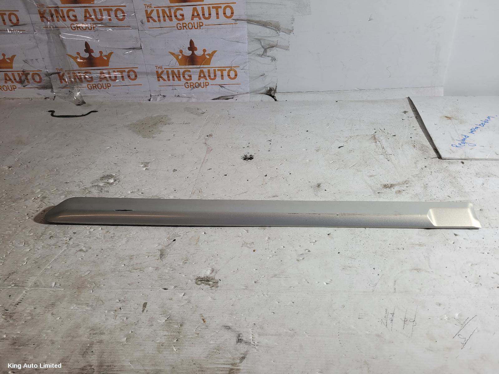 Subaru OUTBACK 2004 Body/Door Mould thumbnail 1