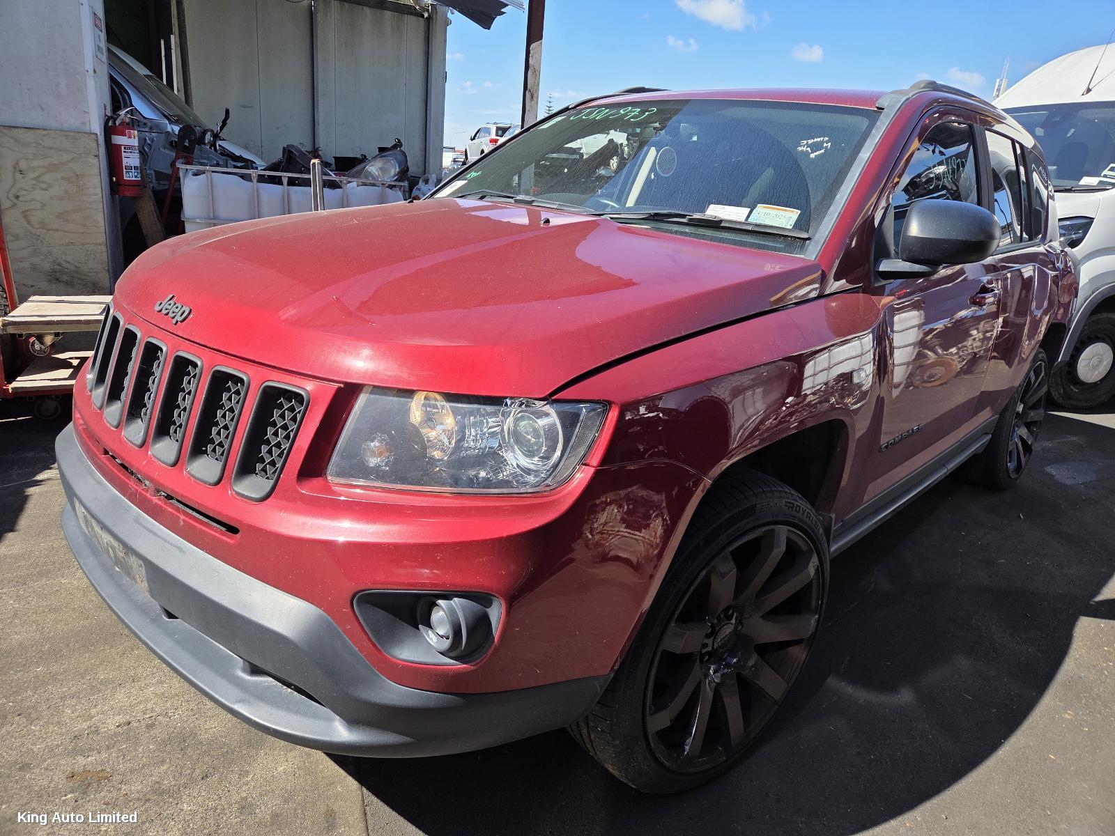 Jeep COMPASS 2016 Left Front Door thumbnail 3