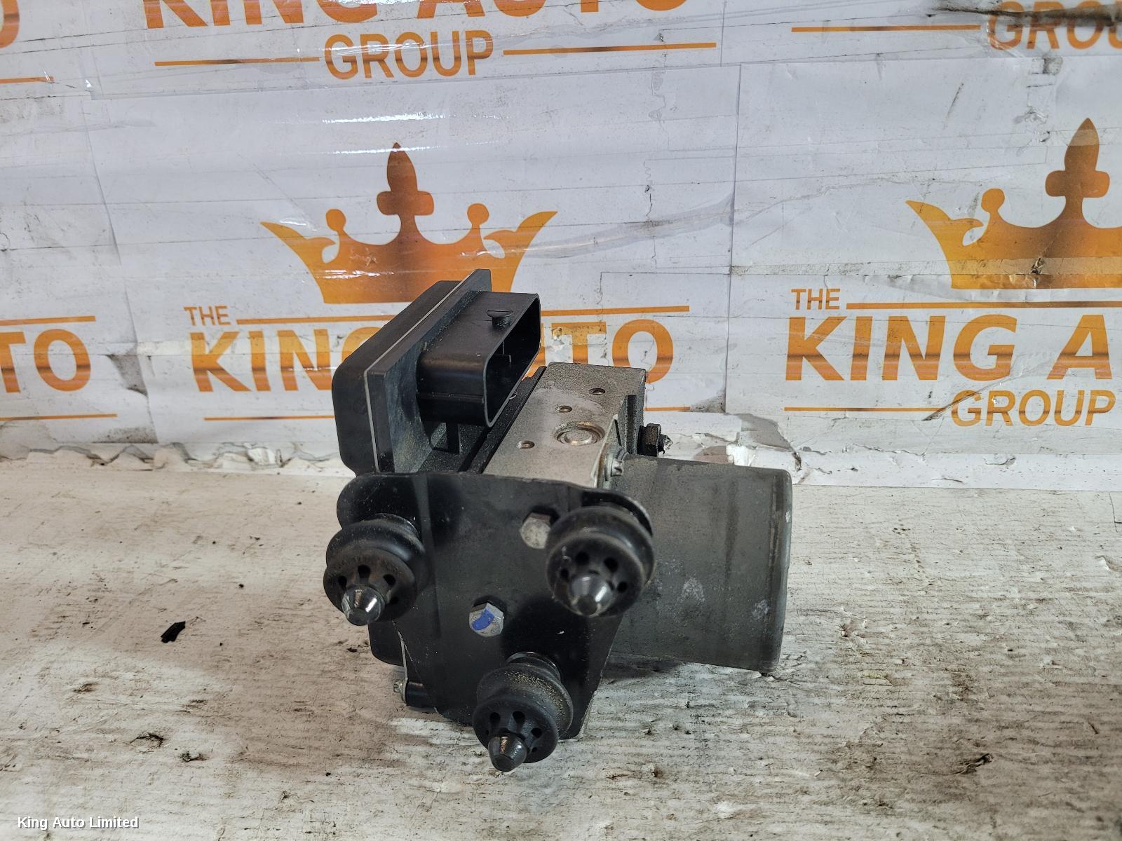 AUDI A4 2008 Abs Pump/Modulator thumbnail 1