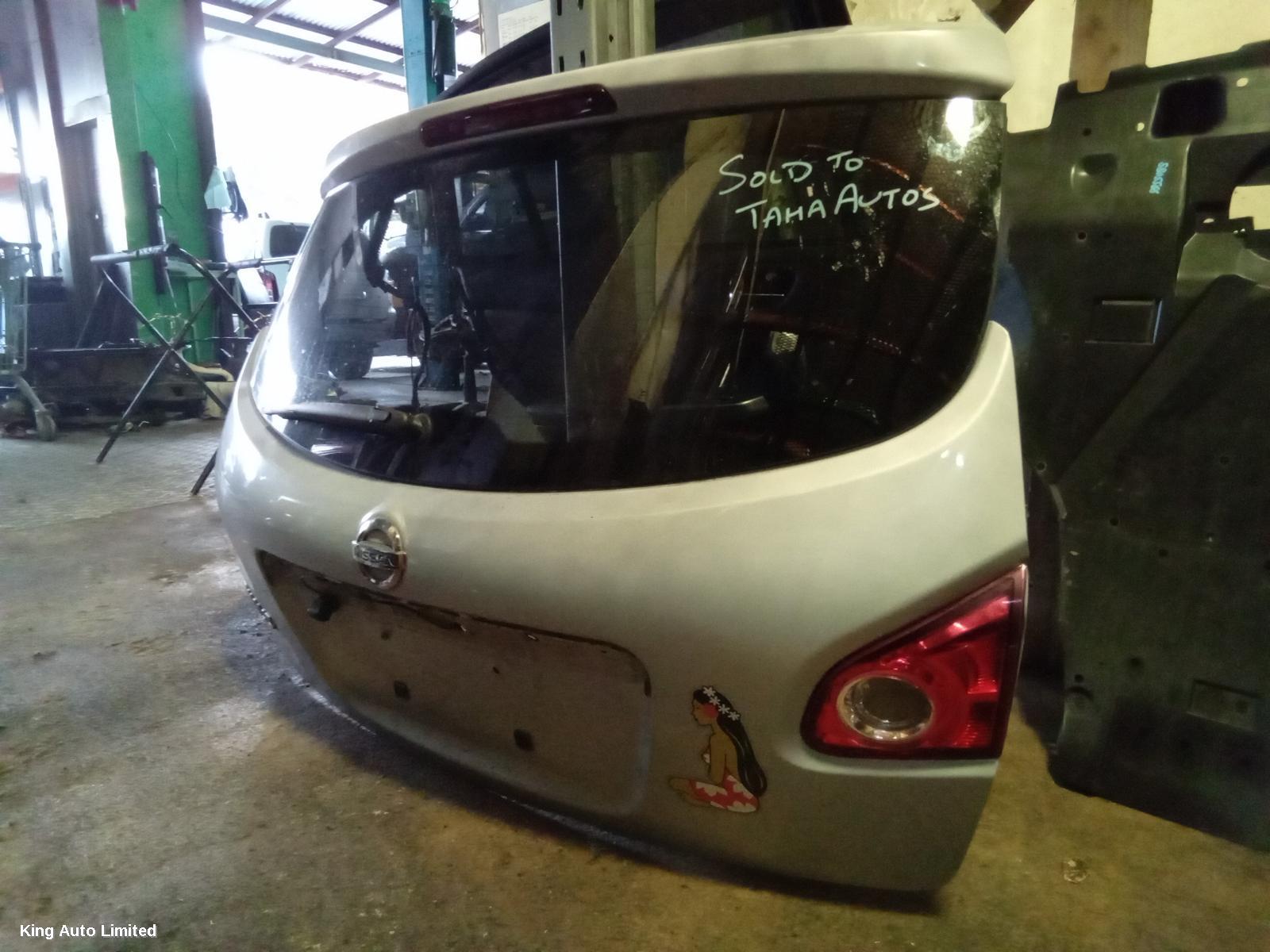 Nissan DUALIS 2010 Bootlid/Tailgate thumbnail 2