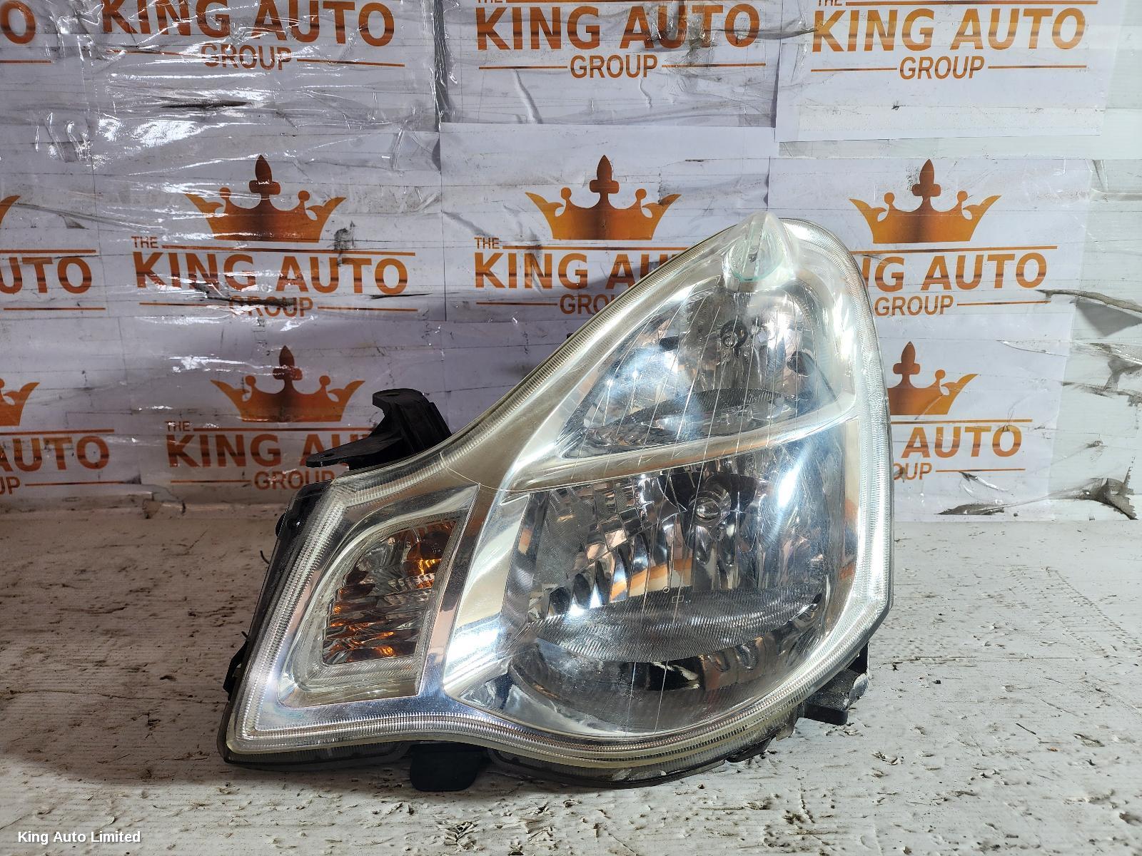 NISSAN SYLPHY 2005 Left Headlamp thumbnail 1