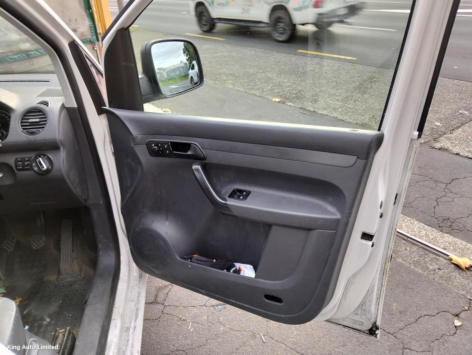 Volkswagen CADDY 2015 Door/Boot/Gate Lock thumbnail 2
