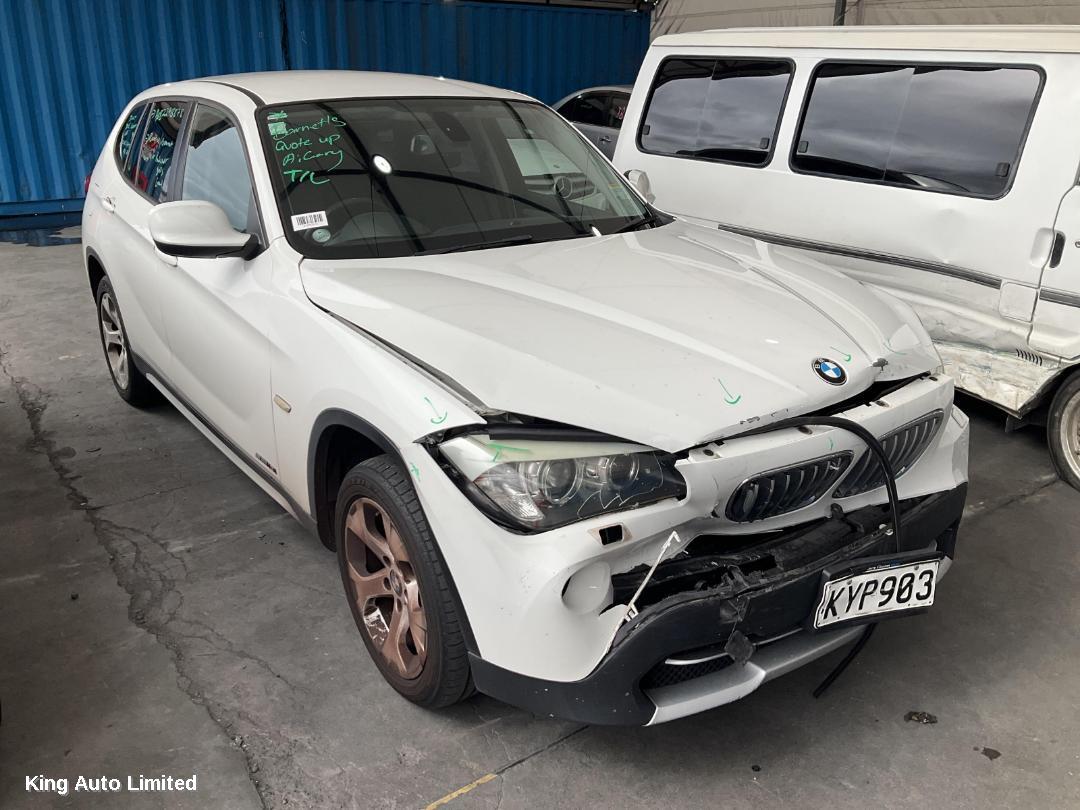 BMW X1 2010 Right Taillight thumbnail 1