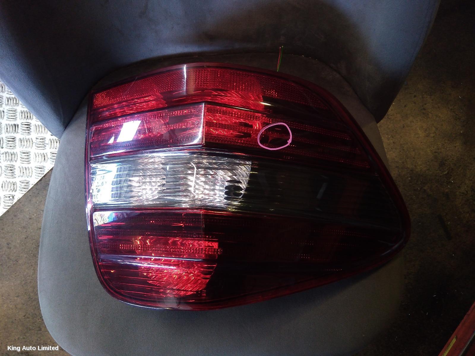 MERCEDES M CLASS 2006 Left Taillight thumbnail 1