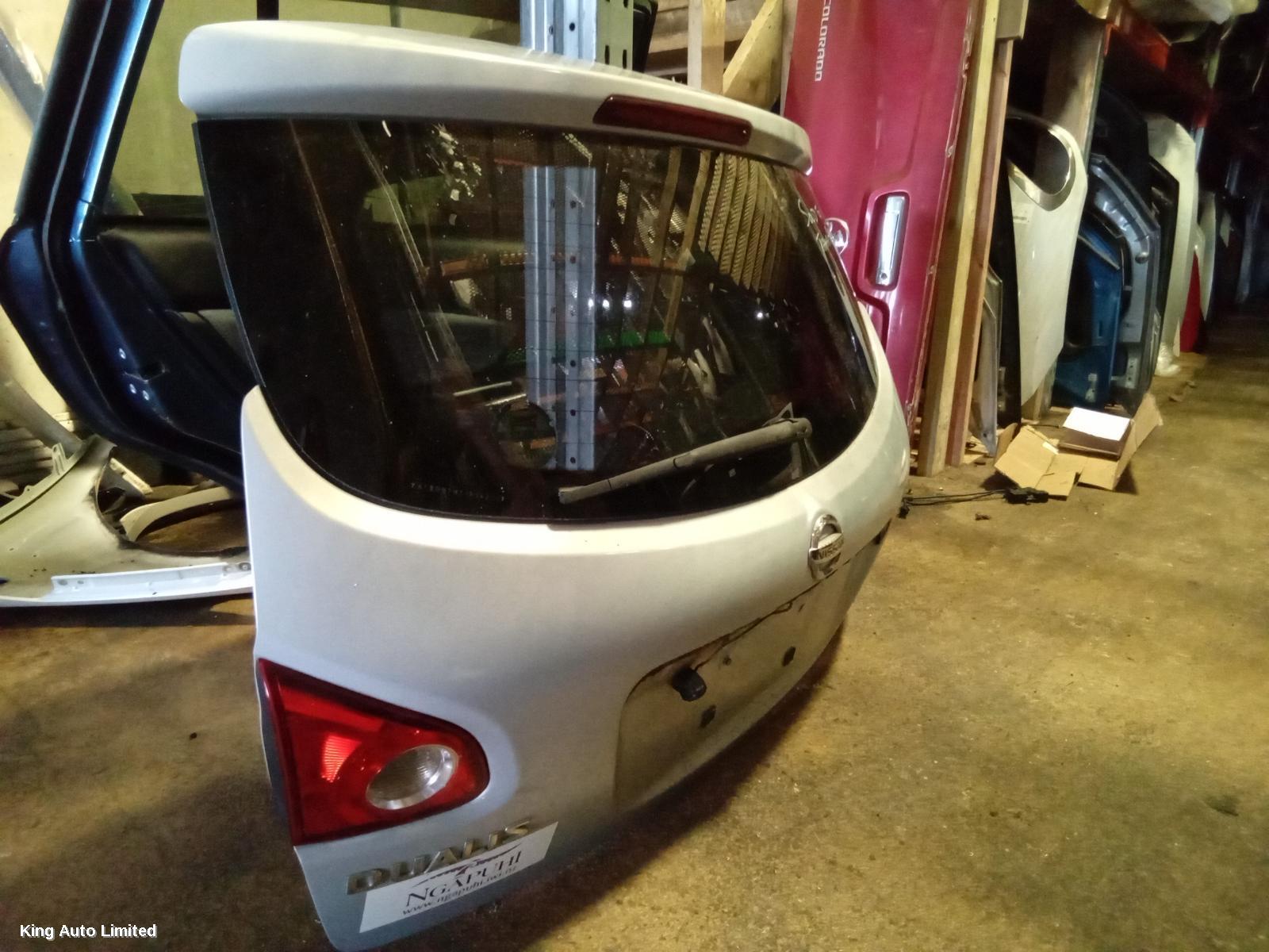 Nissan DUALIS 2010 Bootlid/Tailgate thumbnail 3
