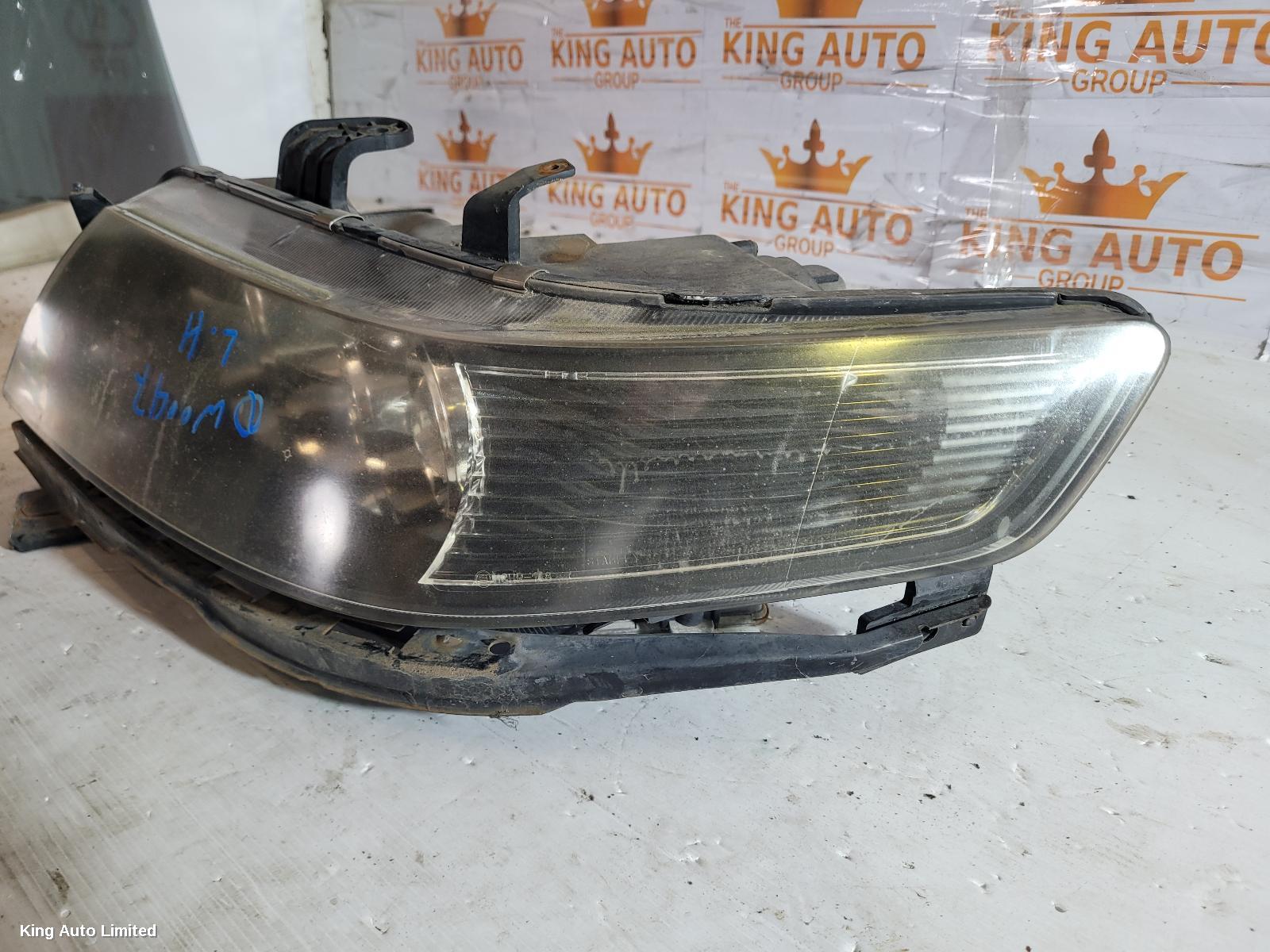 Honda ACCORD 2004 Left Headlamp thumbnail 3