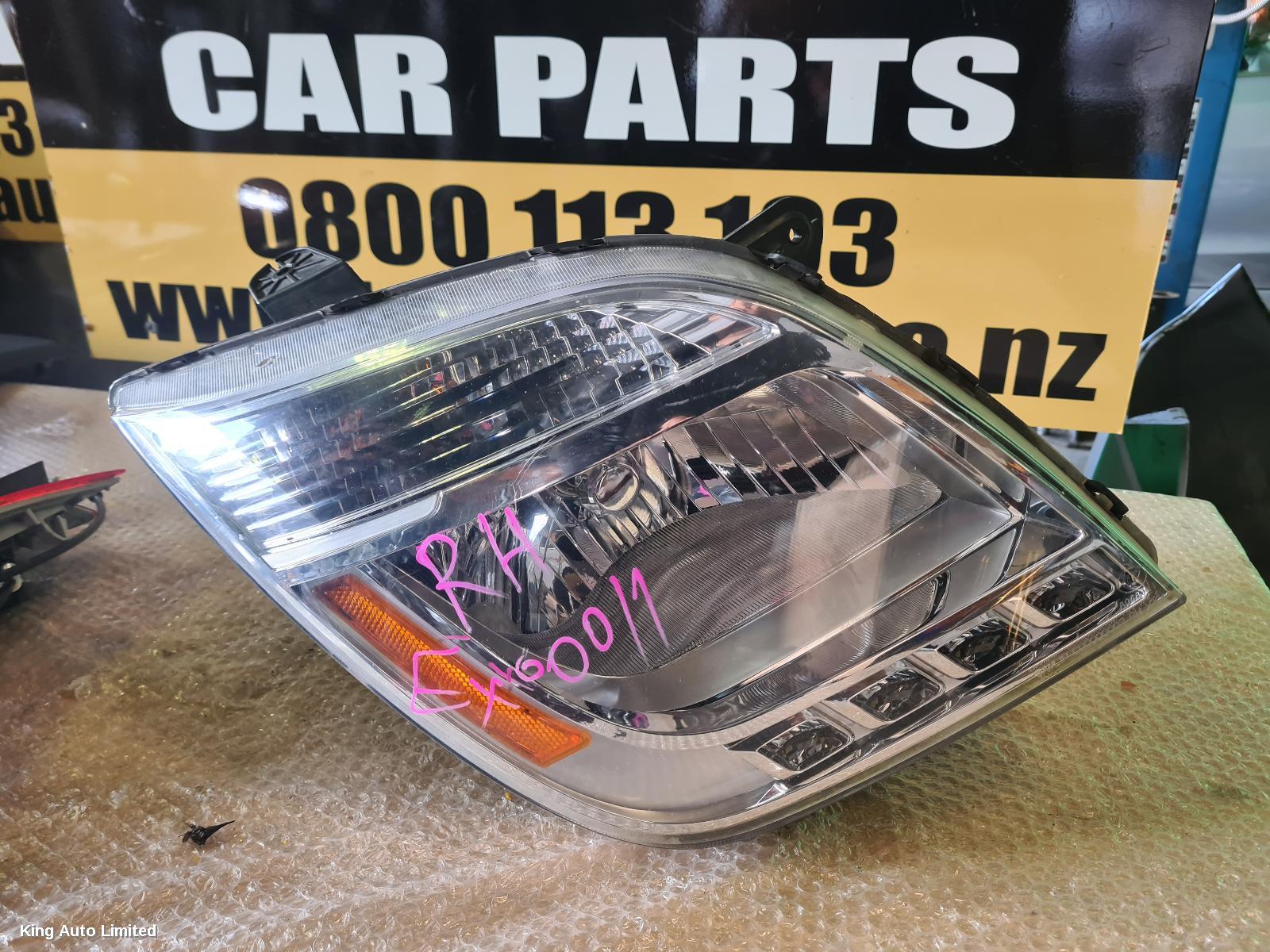 LDV V80 2016 Right Headlamp thumbnail 1