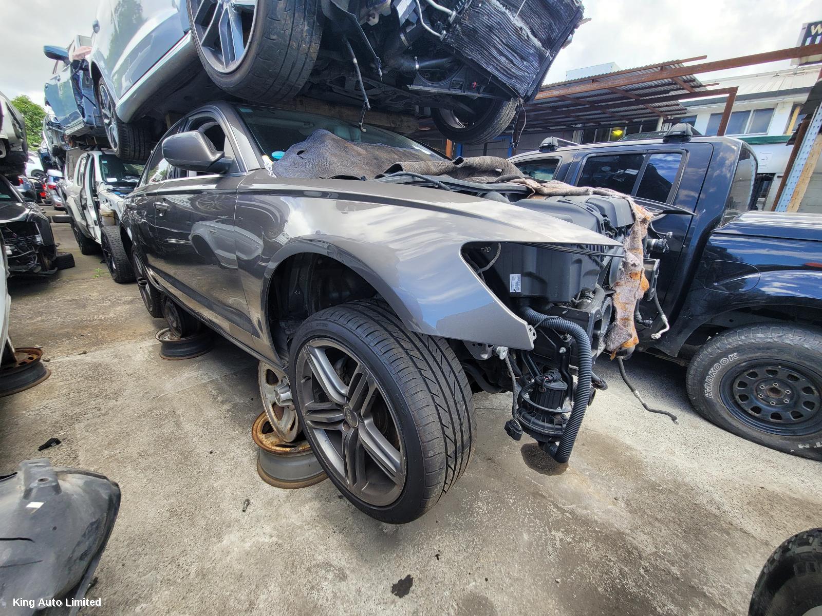 Azraa - AUDI A6 2011 Trans/Gearbox