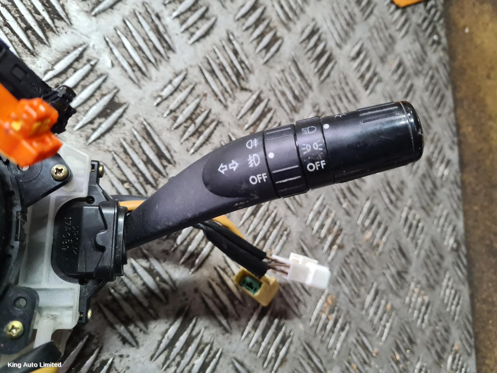 Azraa - SUBARU OUTBACK 2005 Combination Switch