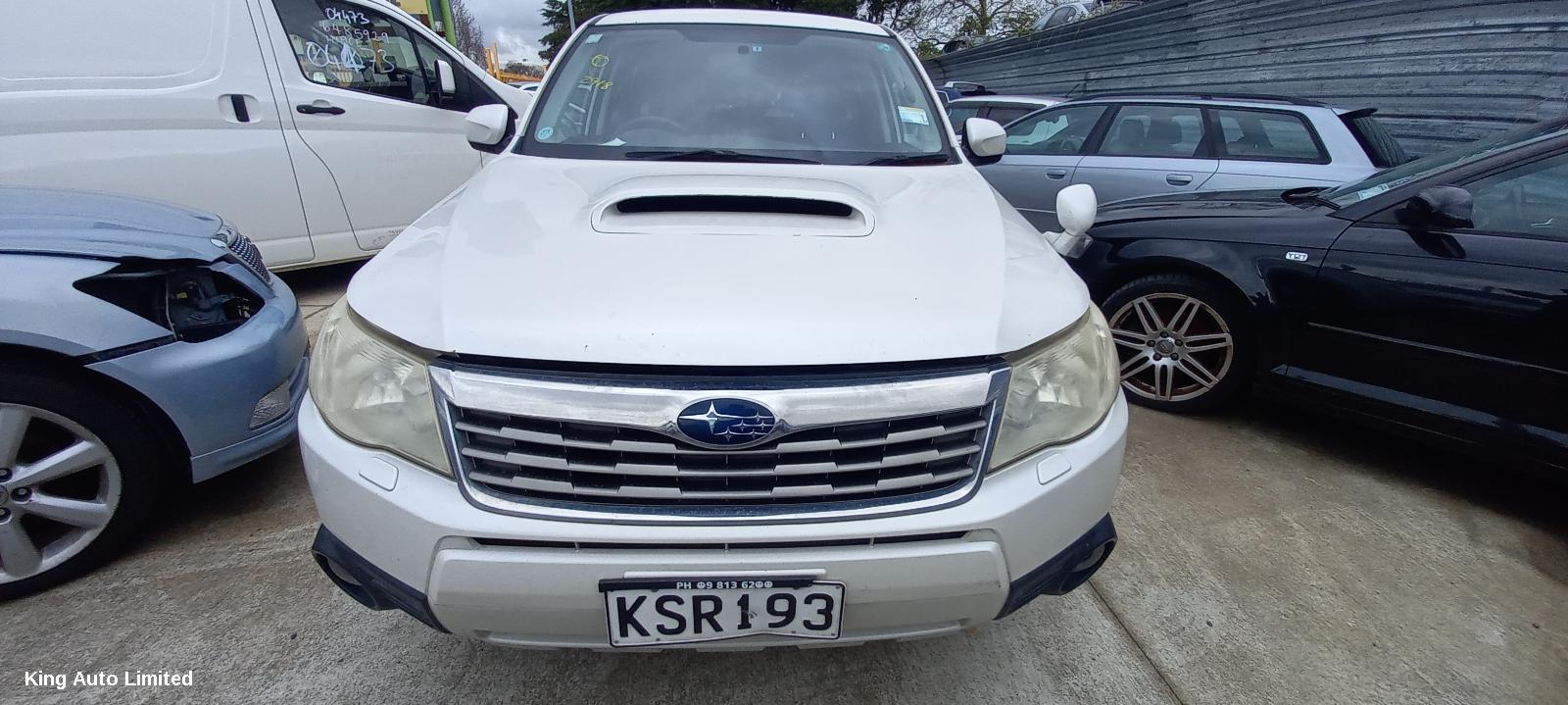 Subaru FORESTER 2009 Left Front Door thumbnail 1