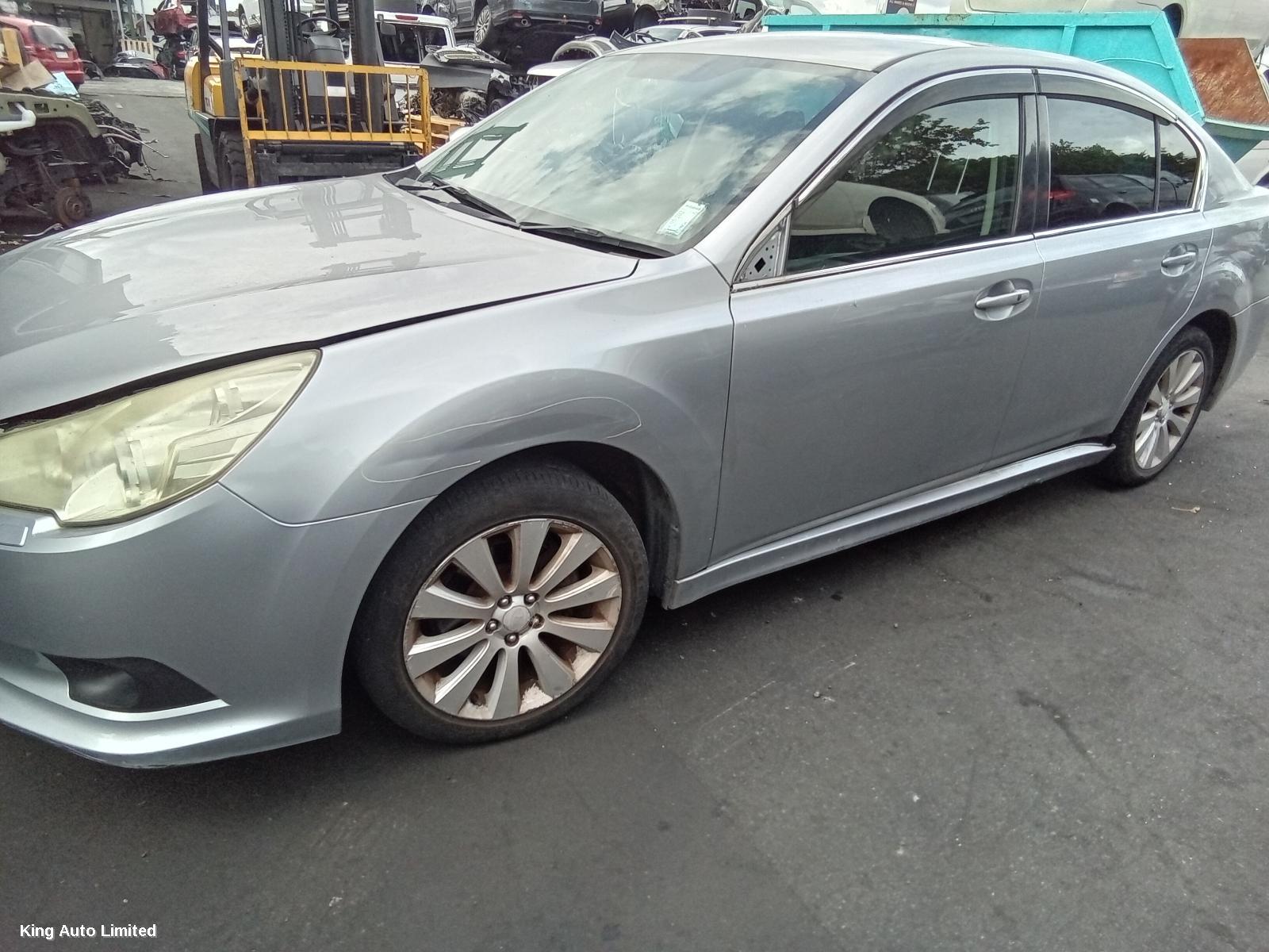 Subaru LIBERTY 2011 Bootlid/Tailgate thumbnail 3