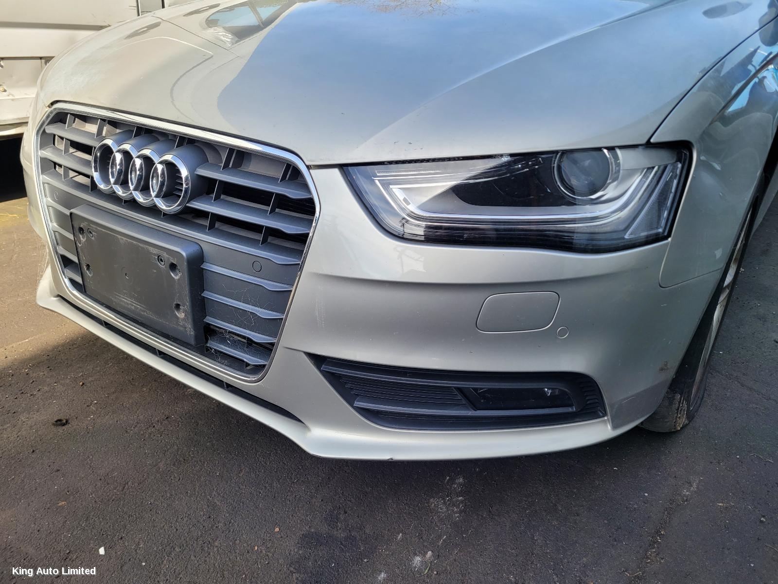 AUDI A4 2013 Left Headlamp thumbnail 3