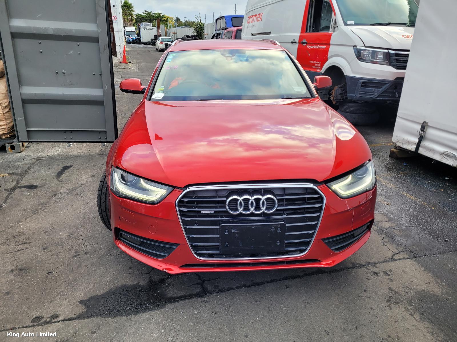 Azraa - AUDI A4 2014 Intercooler