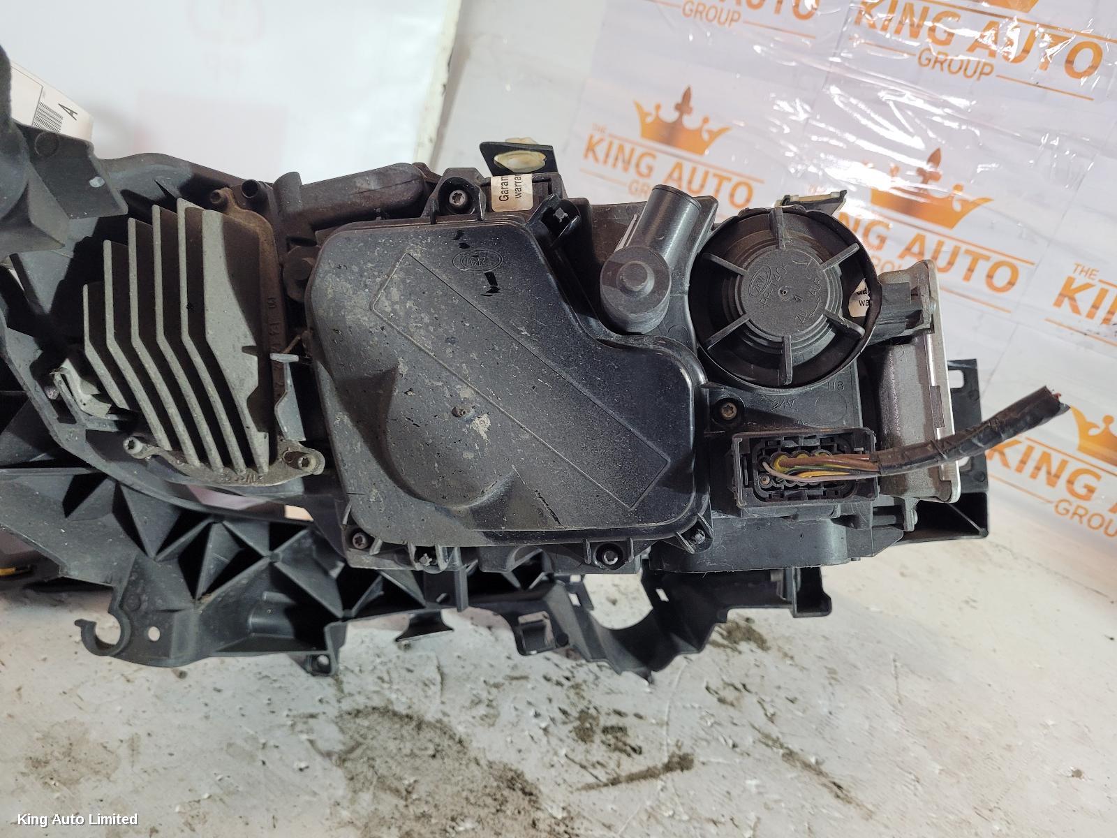 BMW 3 SERIES 2009 Left Headlamp thumbnail 3