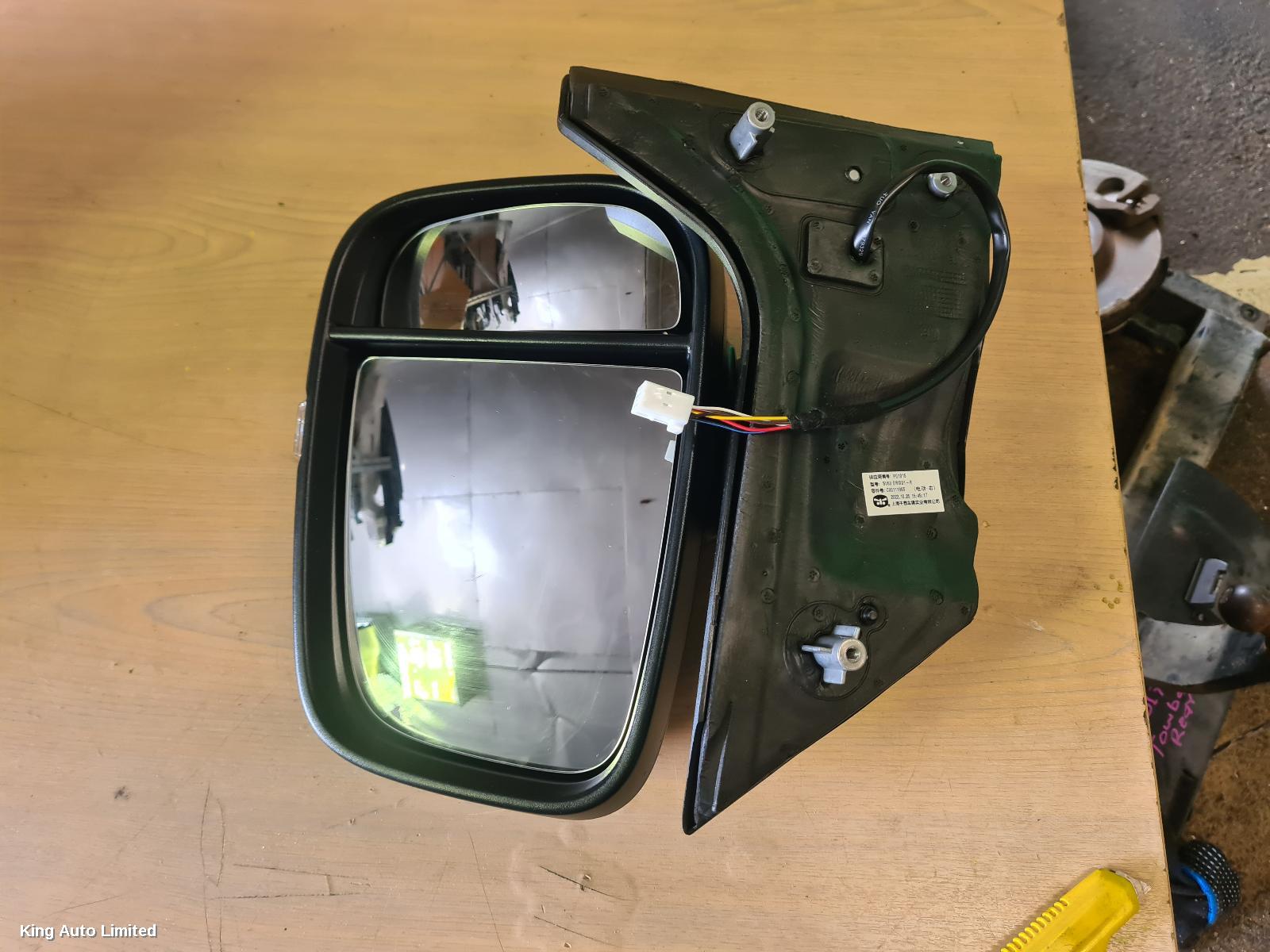 Azraa - LDV DELIVER 9 2021 Right Door Mirror