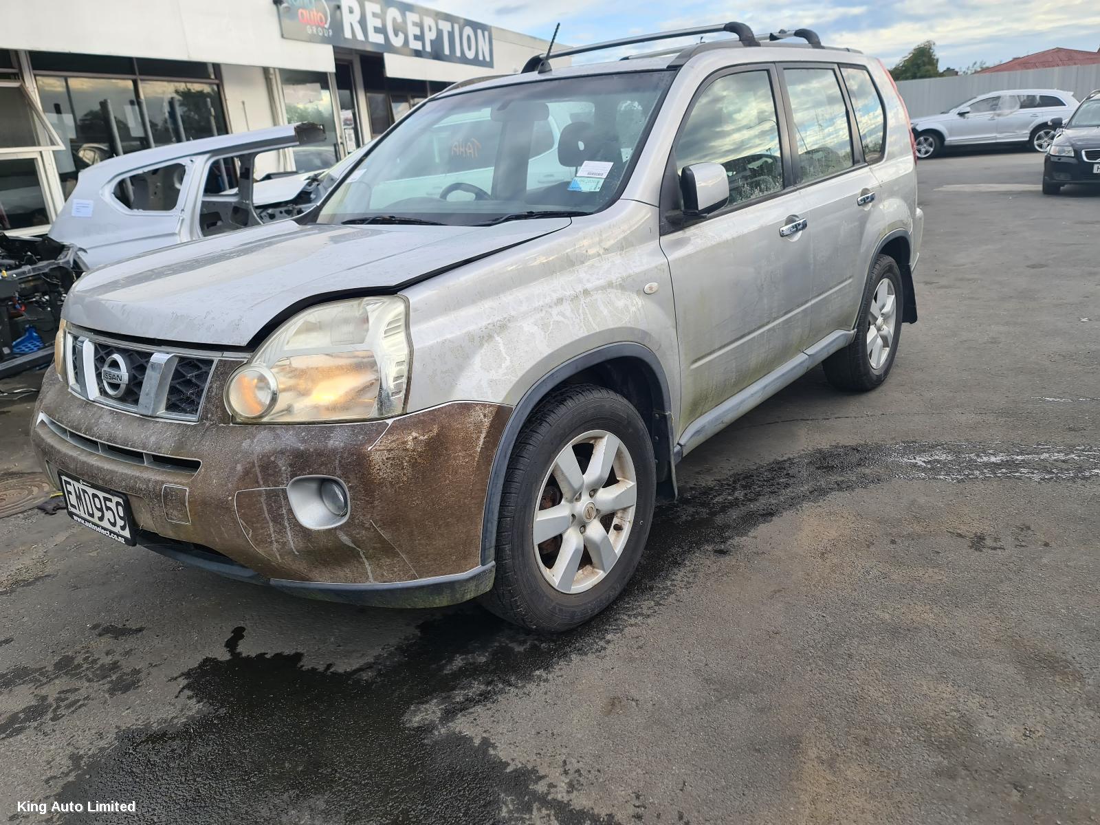 Nissan XTRAIL 2008 Right Headlamp thumbnail 1