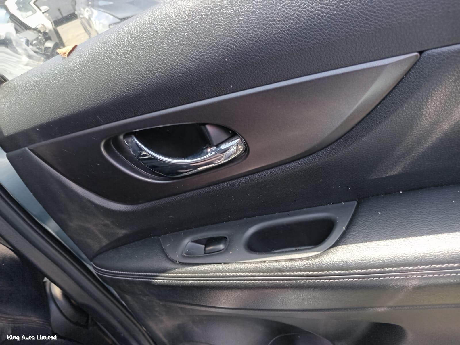 Nissan XTRAIL 2016 Right Rear Trailing Arm thumbnail 2