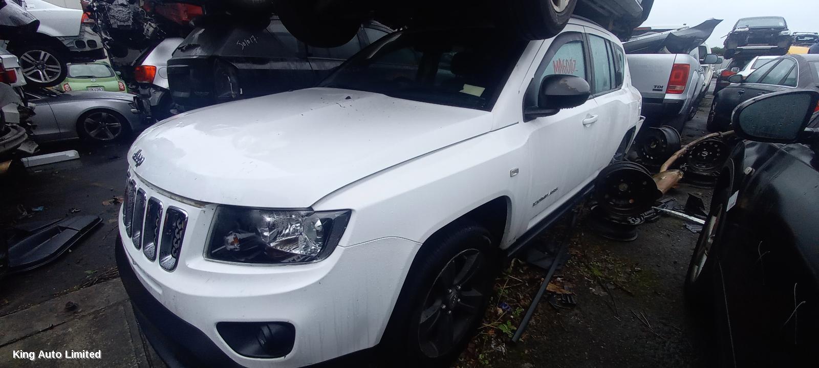 Jeep COMPASS 2015 Right Headlamp thumbnail 3